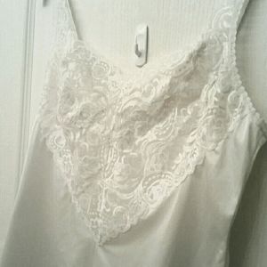 Vanity Fair camisole white lingere Sz 38